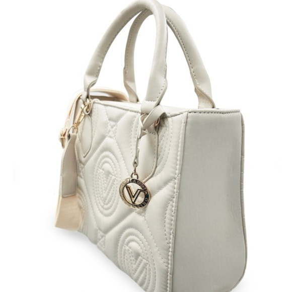 Valentino Orlandi Handbags - NWT Valentino Orlandi Large Bone Colored Tote Bag MSRP $300🔥🔥